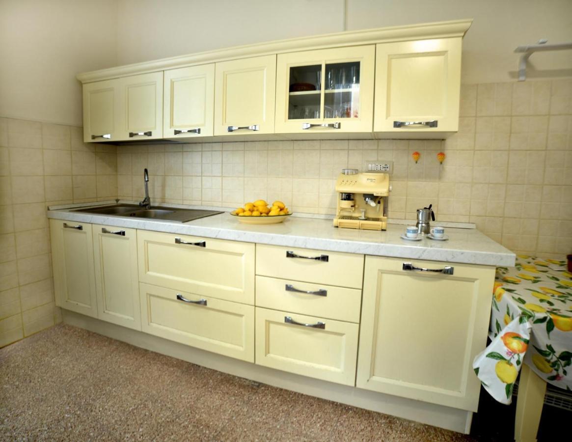 Casa Vacanze Borgata Del Sorbo Acireale Bagian luar foto